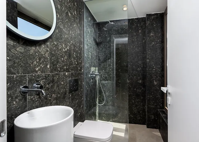 Casa Yiava إياليسوس